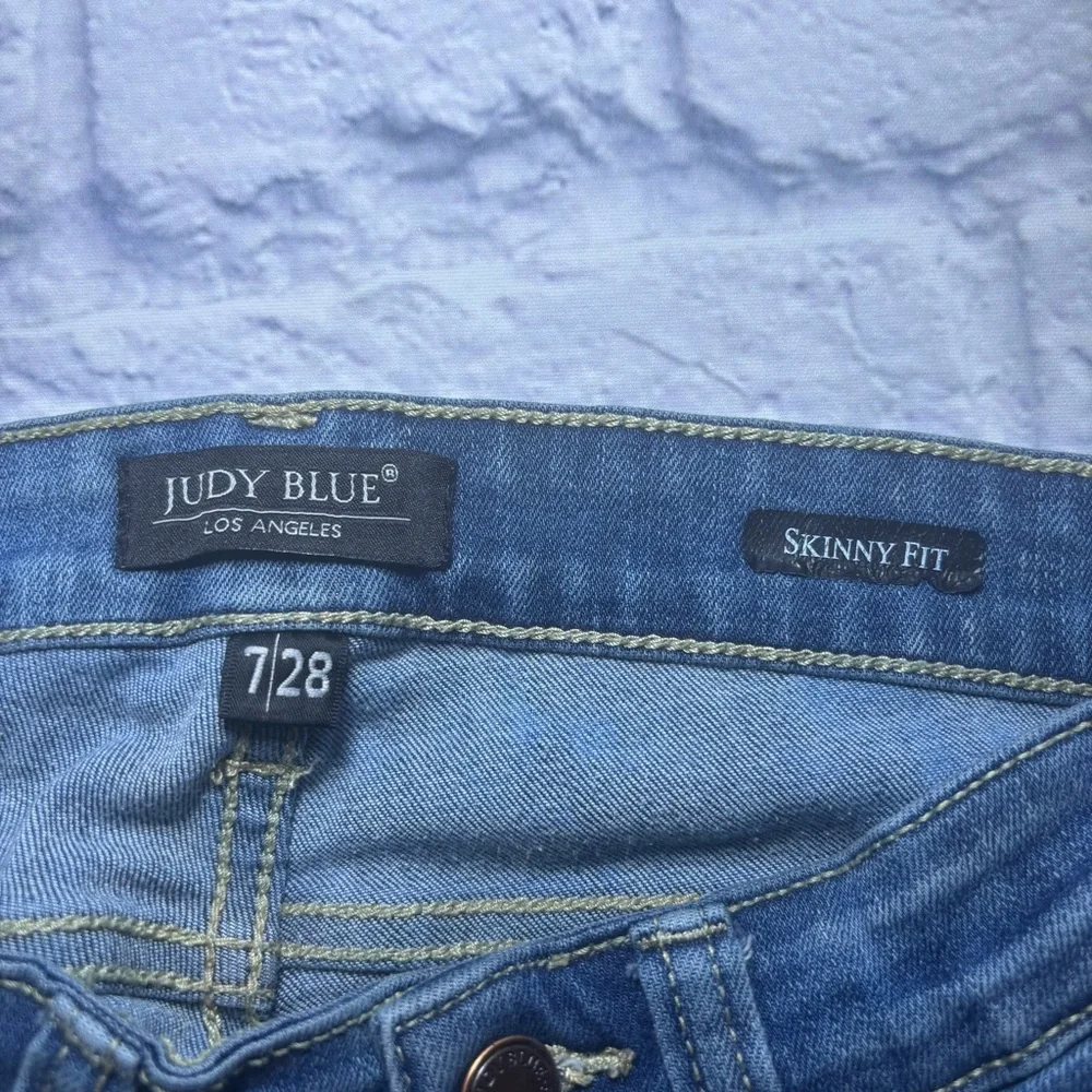 Judy Blue Jeans Womens 7/28 Blue Denim Skinny Distressed Leopard Stretch Pants